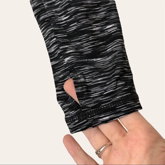 NWT Reebok Quarter Zip Pullover Size Small - Picture 5 of 13